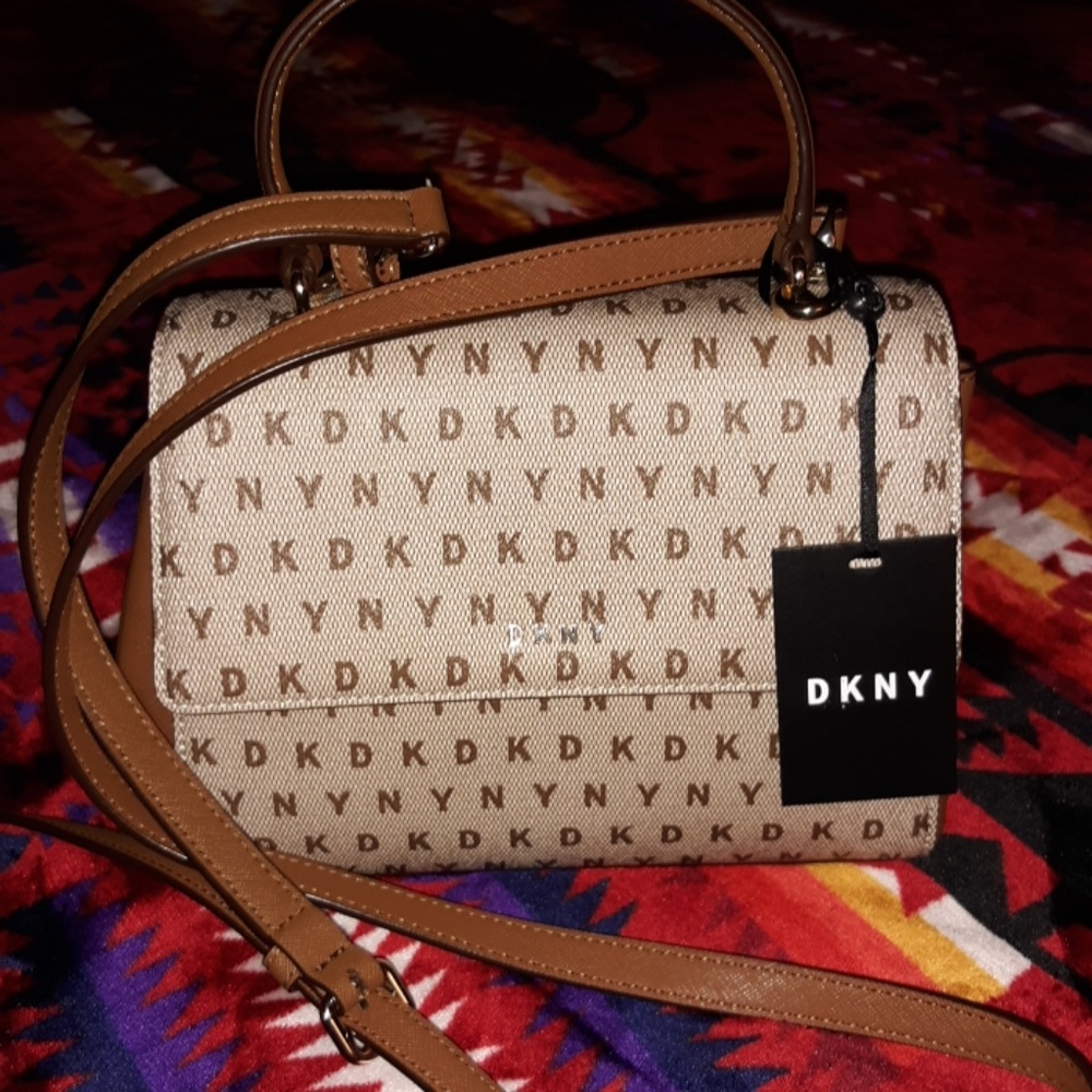 Cross body DzkNY